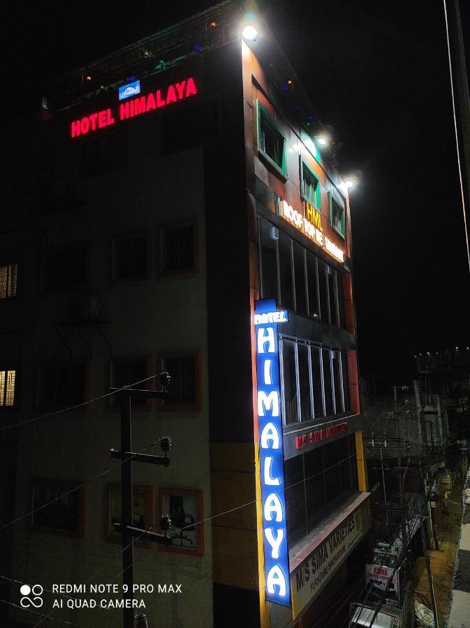 Hotel Himalaya Agartala Kültér fotó